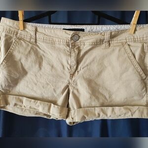 Aeropostale khaki shorts